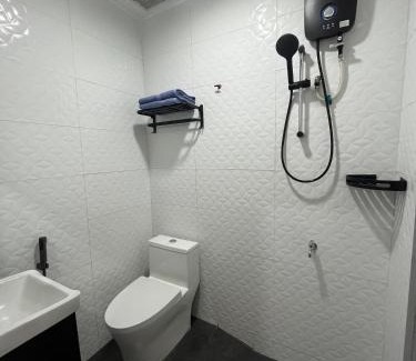 Tanjung House | PEARL Suite Sungai Karang Balok