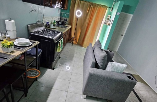 Falmouth House | Pearle Casa- Relaxing, 24hrs Gated Secured Home.