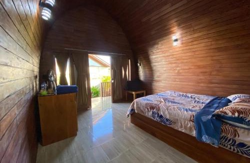 Mendoyo House | Pebble Beach Bungalow in Medewi Yeh Sumbul, Bali