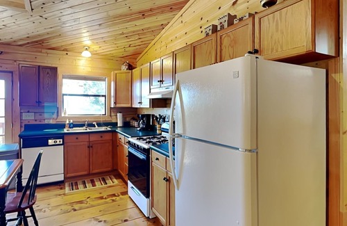 Ruidoso House | Peek-a-Boo Cabin | Peaceful Views + Near Area Attractions!