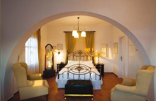 Folegandros Town Villa | Pegados Villas
