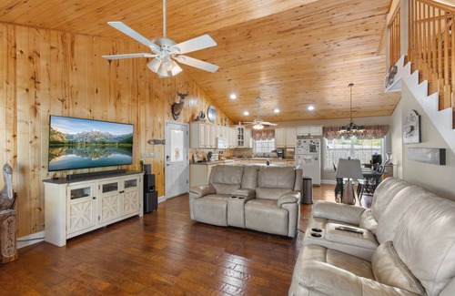 Steinhatchee House | Pelican's Rest - Home in Steinhatchee