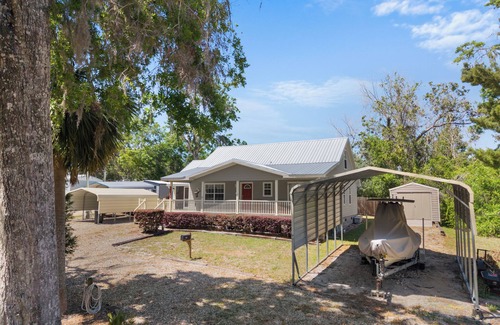 Steinhatchee House | Pelican's Rest - Home in Steinhatchee