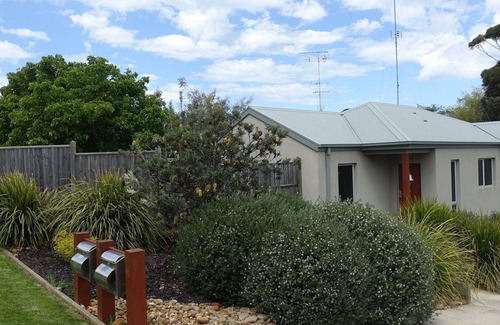 Ocean Grove House | Pelican Waters - Everything you need for a fabulous holiday