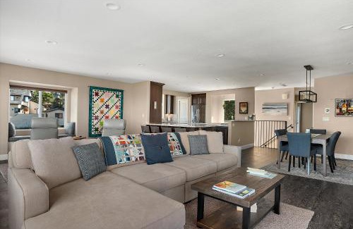 Park Hill House | Pembrook Paradise Monthly Rental Only