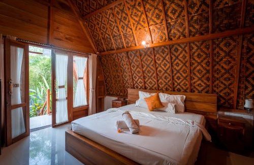 Penida Island House | Penida Krusty Hill by ecommerceloka