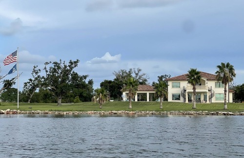 Hackberry House | Peninsula Point- Hackberry's Paradise- Secluded home on 12 Acres
