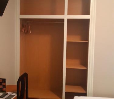 Aviles House | Pensión Serafín