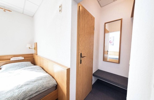 Burghausen-Rueckmarsdorf Hotel | Pension Greiser
