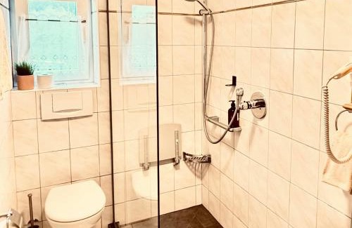 Reutte Hotel | Pension Kreuzeck - Dein Glücksplatz am Lech