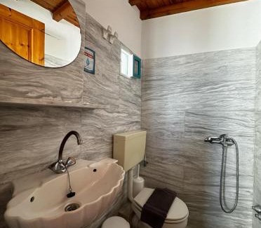 Tourlos House | Pension Marias Sea View