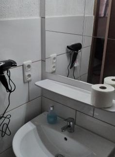 Matrei am Brenner Apartment | Pension Steiner, 6143 Matrei am Brenner!Check-in between 15 - 21 o'clock! No breakfast