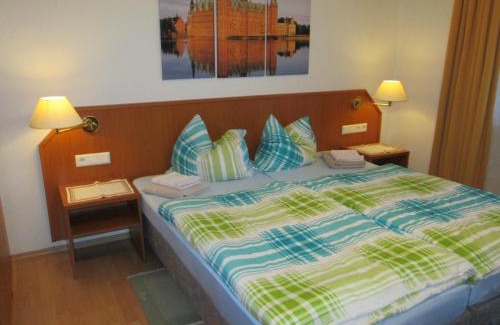 Schwenningen Hotel | Pension Weinhaus Unger