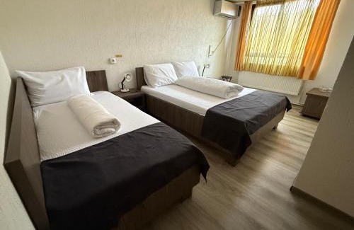 Curtea De Arges House | Pensiune Matrix