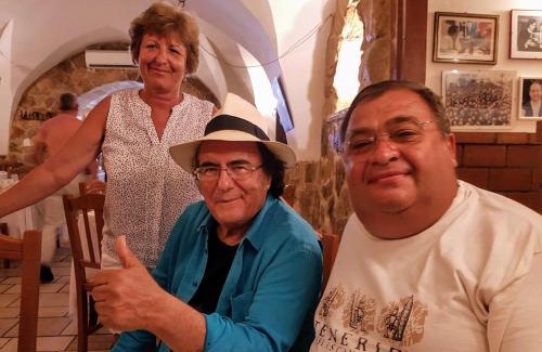 Godeni House | Pensiunea Agroturistică Piscul Soarelui