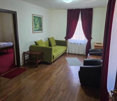 Marghita House | Pensiunea Casa Bihorului Marghita