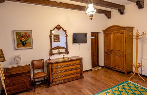 Simionesti House | Pensiunea Curtea lui Toader