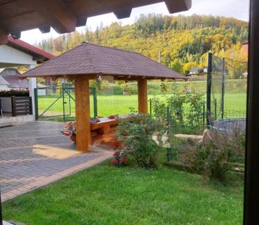 Sucevita House | Pensiunea Mariana