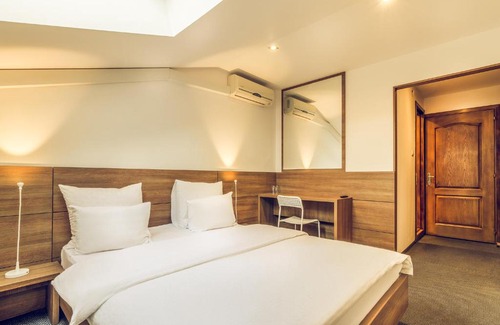 Cornu House | Pensiunea Oscar