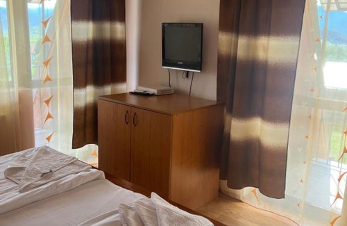 Talmaciu House | Pensiunea Osencuta