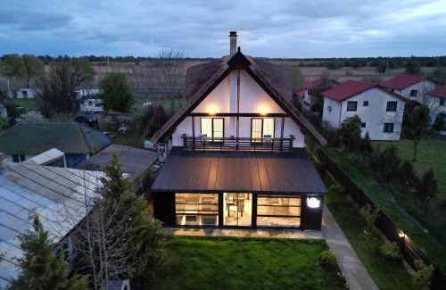 Crisan House | Pensiunea Pescarul Vanator Delta Dunarii