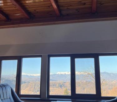 Bughea de Jos Villa | Pensiunea Poiana Luminoasă