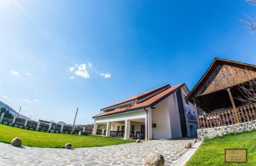 Suciu de Sus House | Pensiunea Popasu