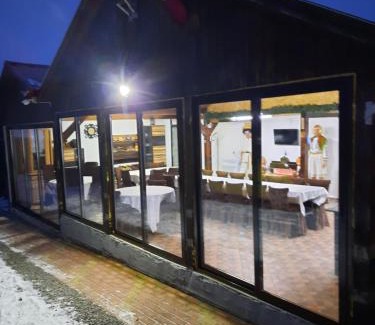 Tasnad House | Pensiunea Raul