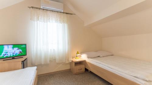 Polanczyk Bed & Breakfast | Pensjonat Na Górce - Widok Na Jezioro Solińskie i Góry