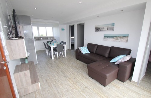 Patio Apartment | Penthouse 2 bed apt, Stunning Sea Views, Air Con