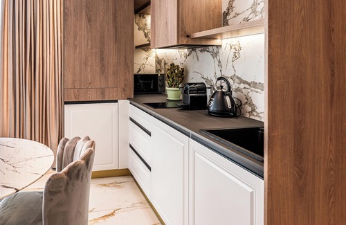 Sector 3 Apartment | Penthouse Studio Live Above the City