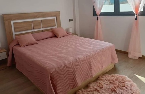 Torreblanca Apartment | Penthouse w/barbaque and AC Near the beach