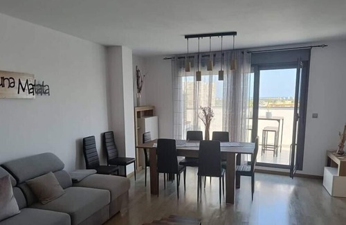 Torreblanca Apartment | Penthouse w/barbaque and AC Near the beach