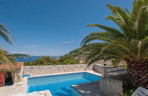 Vis Apartment | Penthouse with heated pool and magnificent view