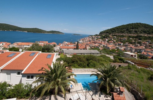 Vis Apartment | Penthouse with heated pool and magnificent view