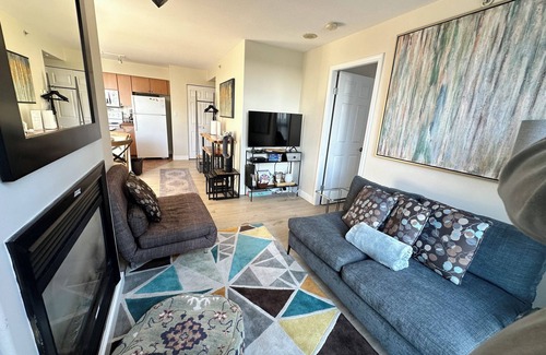 Davie Village Condo | Penthouse with Large Deck on Seawall/Beach w/Views
