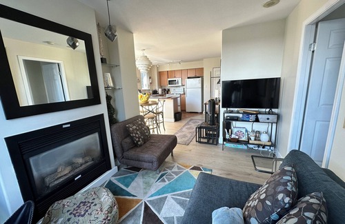 Davie Village Condo | Penthouse with Large Deck on Seawall/Beach w/Views