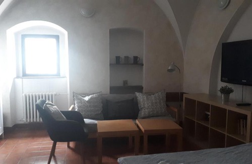 Tabor House | Penzion a restaurace Modrá růže Tábor