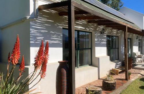 De Rust House | Pepper Tree Cottage