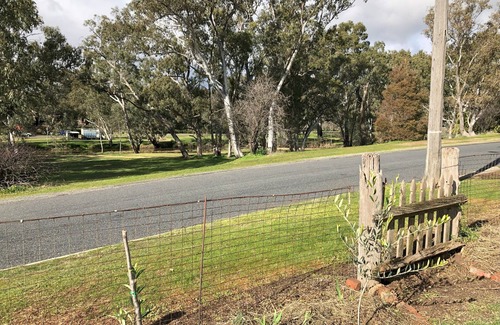 Avoca Cottage | Peppercorn Cottage Avoca . Colonial cottage accommodation on the Avoca River