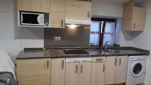 Ispaster House | Pequeño apartament rural con un gran jardin. WIFI