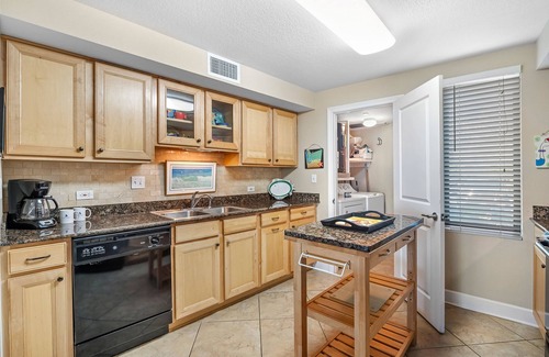 Ono Island Condo | Perdido Towers East 103- Ground Level Unit with Gorgeous Beachfront Views!