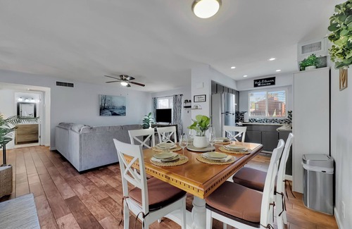 Tempe House | Perfect 3/2 Patio Home! Pool Close! Private Courtyard!