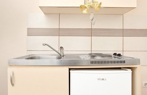 Prijevor Apartment | Perfect Budva Stay Near the Sea & Aqua Park - Comfort Triple Studio 1/1 1