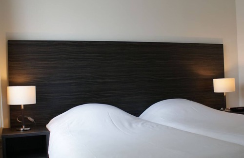 De Bult Hotel | Perfect De Bult Family Escape | 4 Units w/Sauna by Drents-Friese Wold