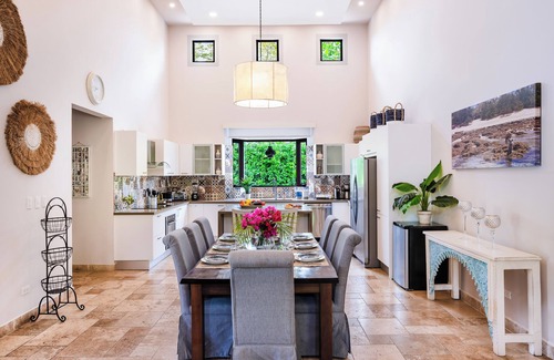 Tamarindo House | Perfect Family Villa, Private Pool with Slide, 5 Minutes Walk to the Beach