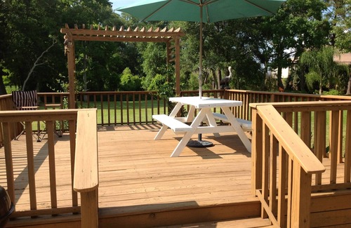 Dauphin Island Cottage | Perfect For Birdwatching! Adjacent To The Shell Mounds.