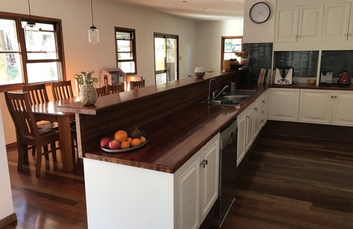 Currumbin Valley House | Perfect for families and larger groups wanting a relaxed getaway.