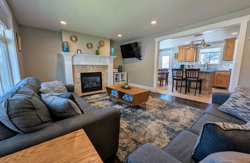 Orem House | Perfect for Families – Safe, Spacious & Close to Everything