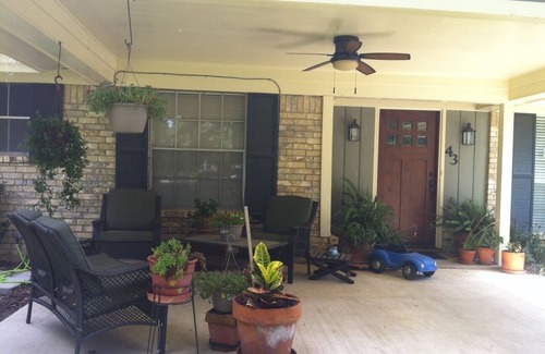 Harvey Hillsides House | Perfect For Game Weekends!